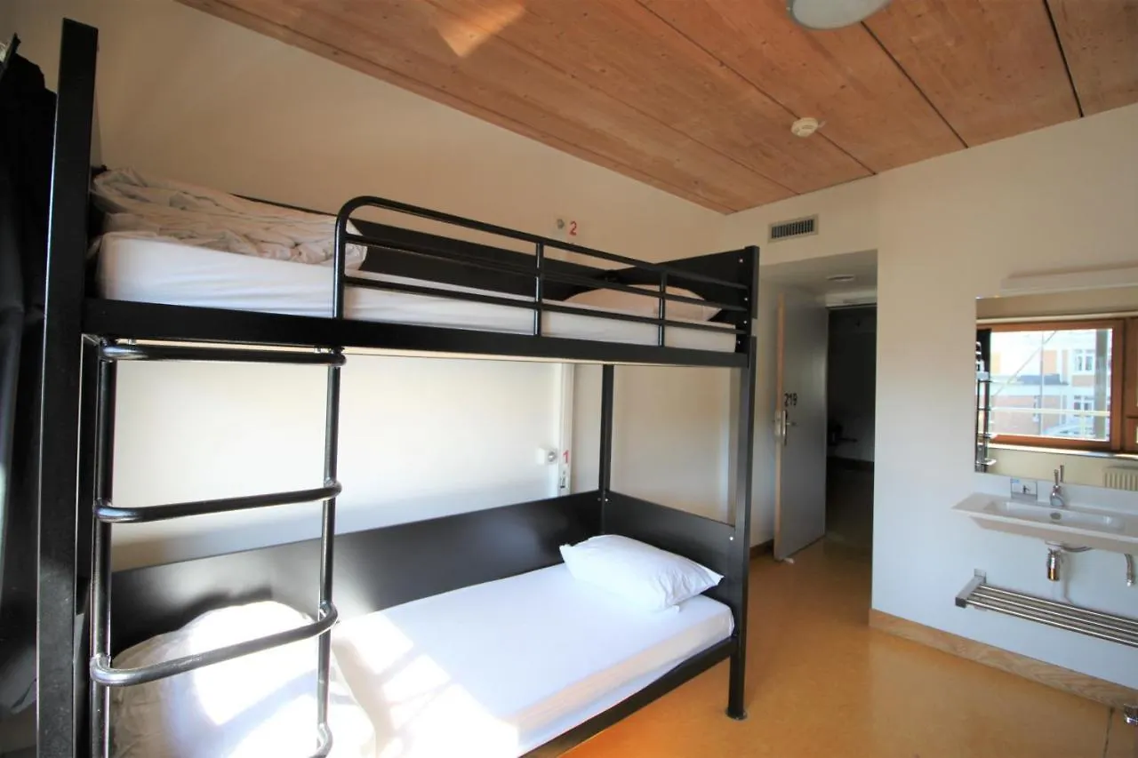 Auberge De Jeunesse Hi Paris Yves Robert 0*,