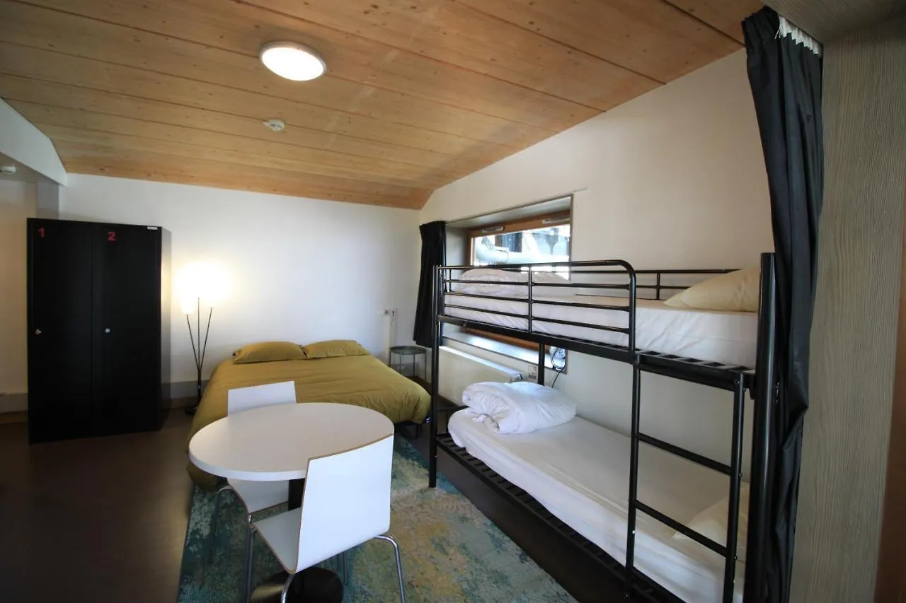 Auberge De Jeunesse Hi Paris Yves Robert