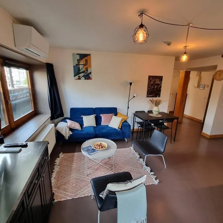 Auberge De Jeunesse Hi Paris Yves Robert Hostel