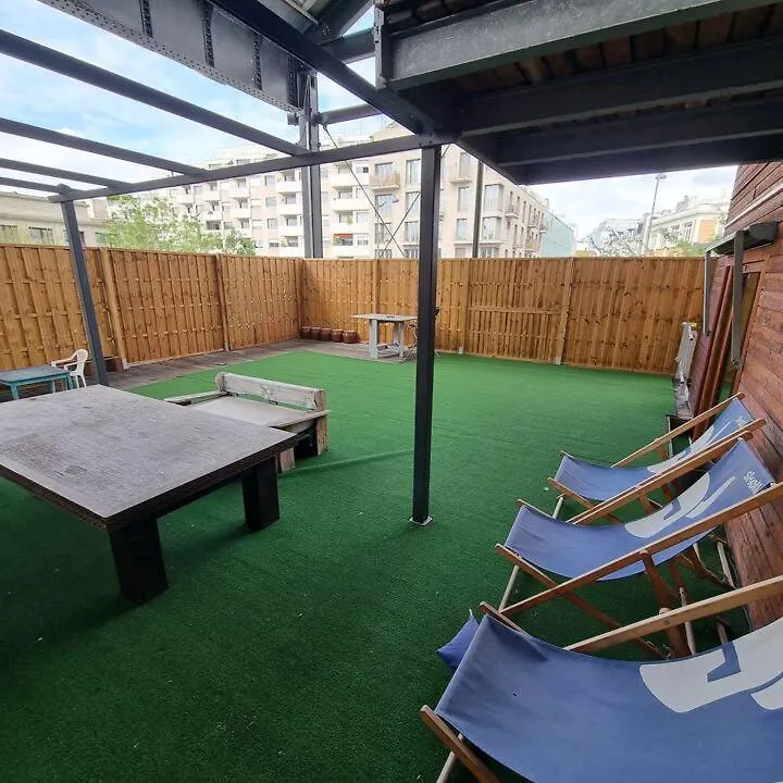 Auberge De Jeunesse Hi Paris Yves Robert אכסניה